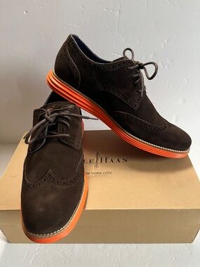 COLE HAAN 2012 LunarGrand Wingtip Oxfords/Dark brown suede/orange 10.5M